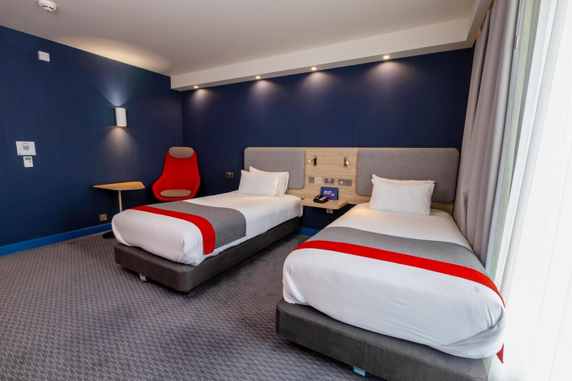 Holiday Inn Express - Manchester - Traffordcity By Ihg Urmston Eksteriør billede