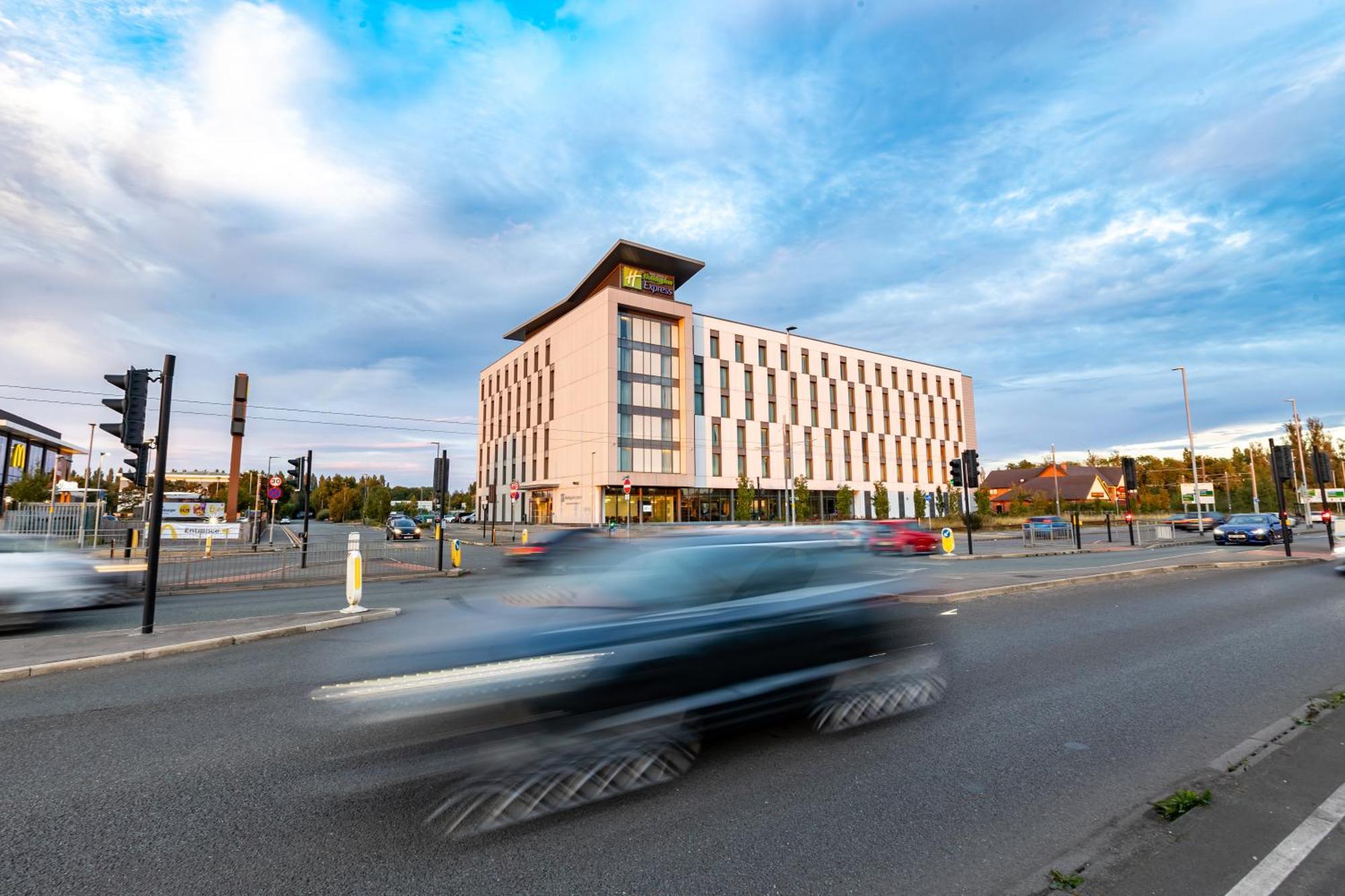 Holiday Inn Express - Manchester - Traffordcity By Ihg Urmston Eksteriør billede